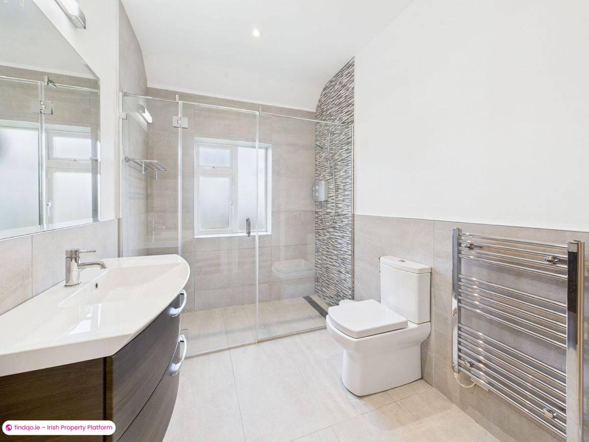 Detached house for Sale in Passage East, Waterford