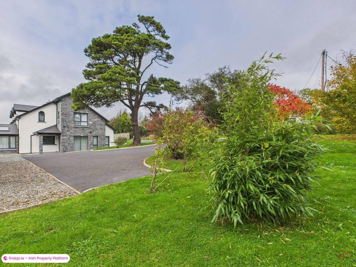 Detached house for Sale in Passage East, Waterford