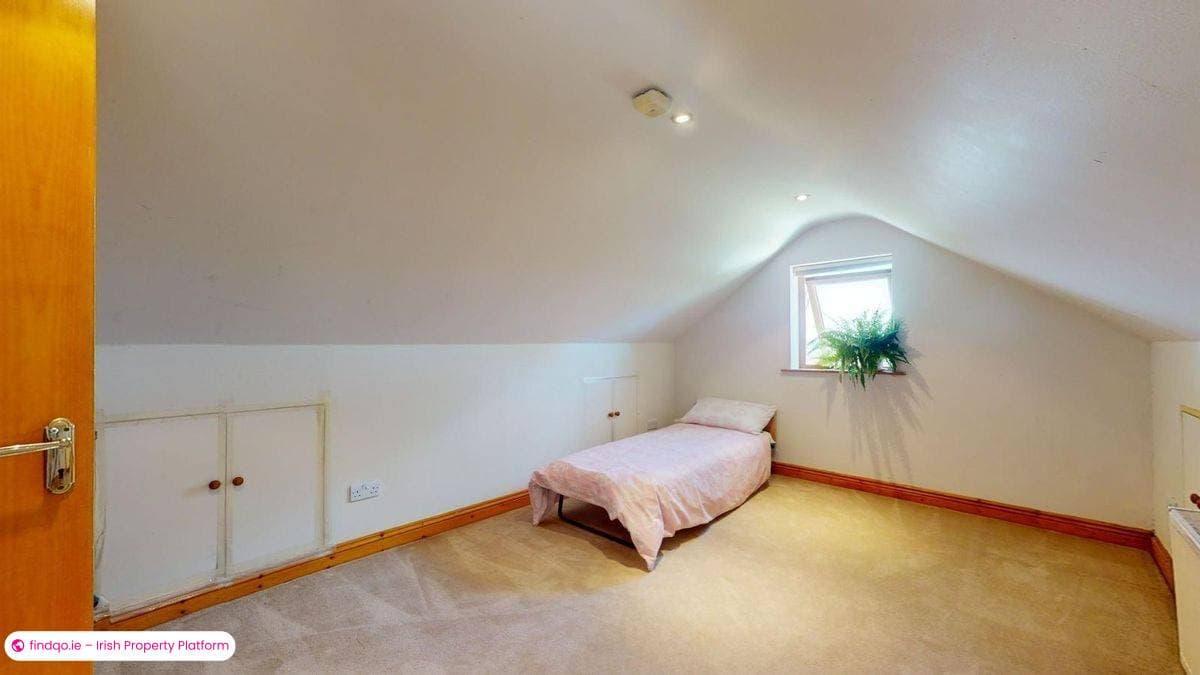 Semi-detached house for Sale in Sutton, Dublin (County)