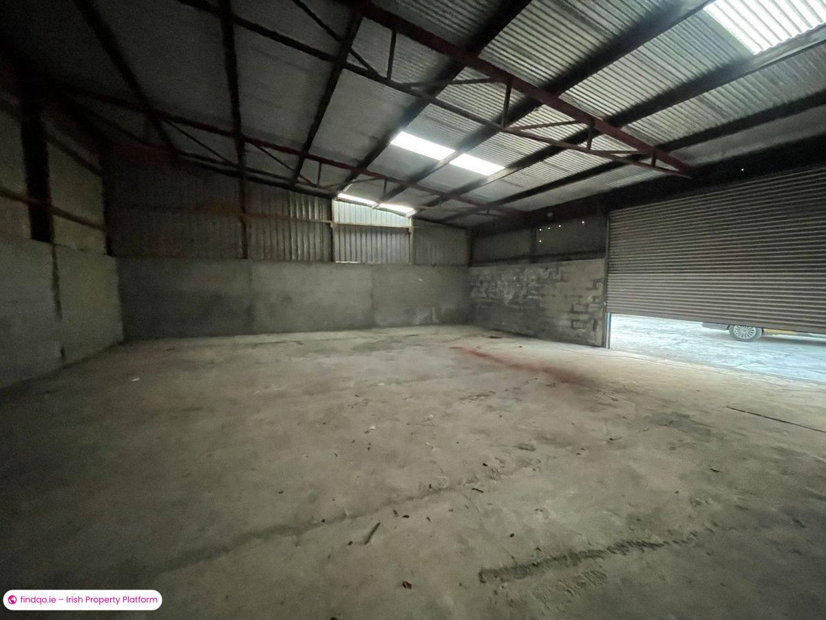 Industrial Unit for Rent in Barnavara, Cork