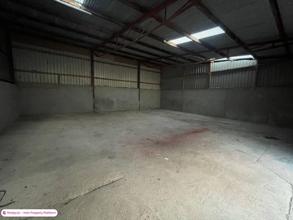 Industrial Unit for Rent in Barnavara, Cork