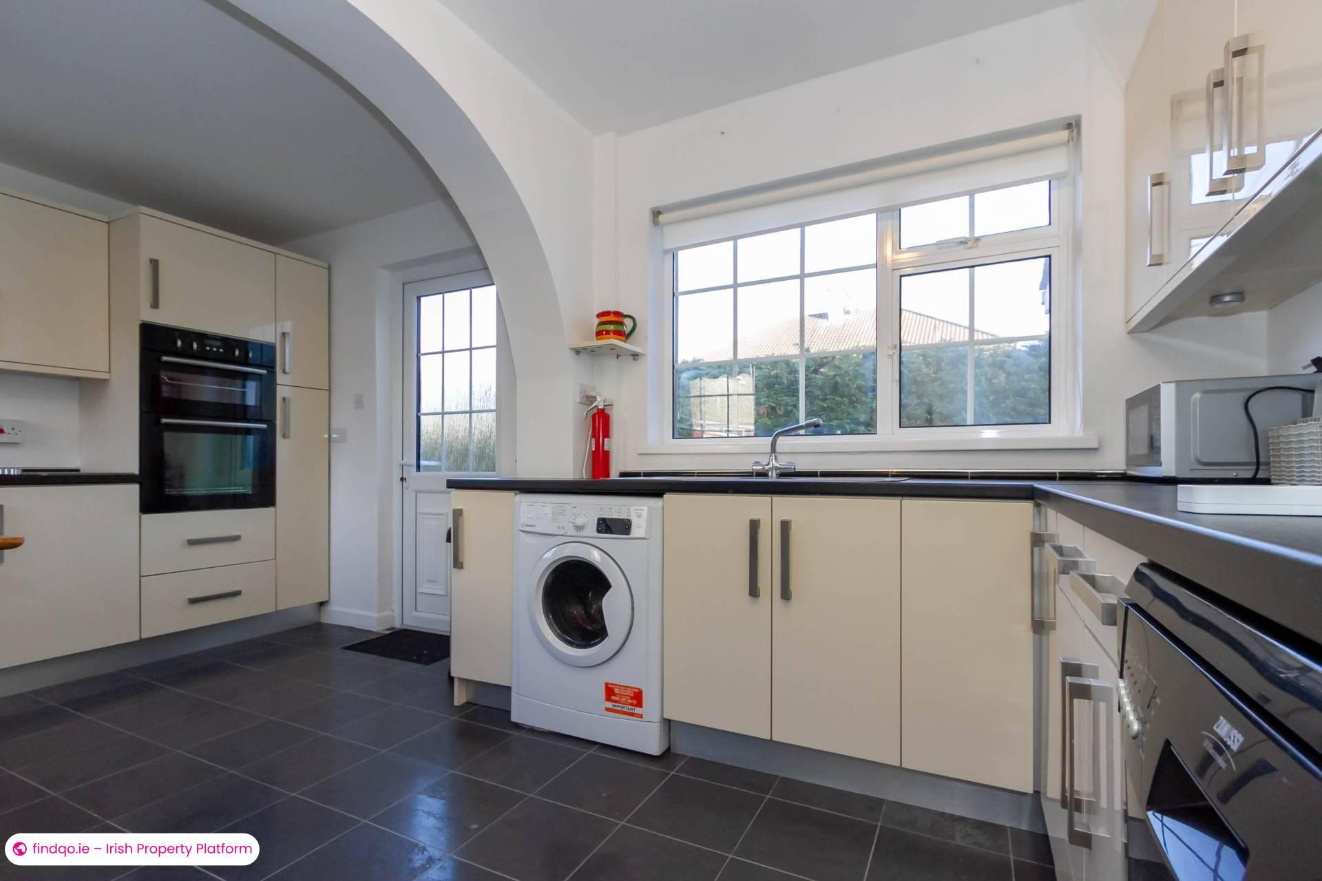 3 Bedroom Semi-detached house for Rent in Dublin 9