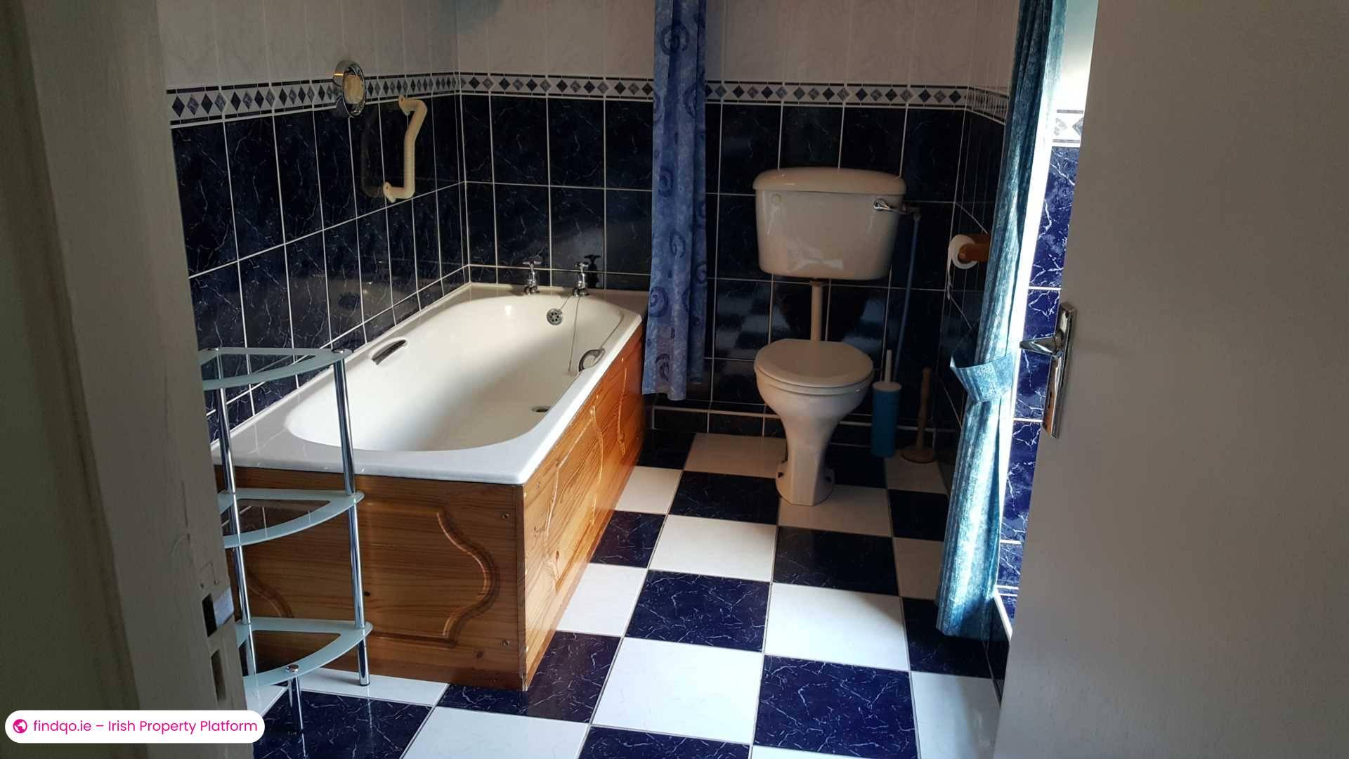 Detached house for Sale in Tralee, Kerry