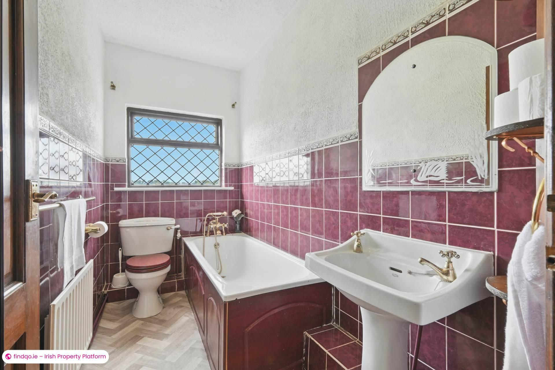 Detached house for Sale in Tuam, Galway