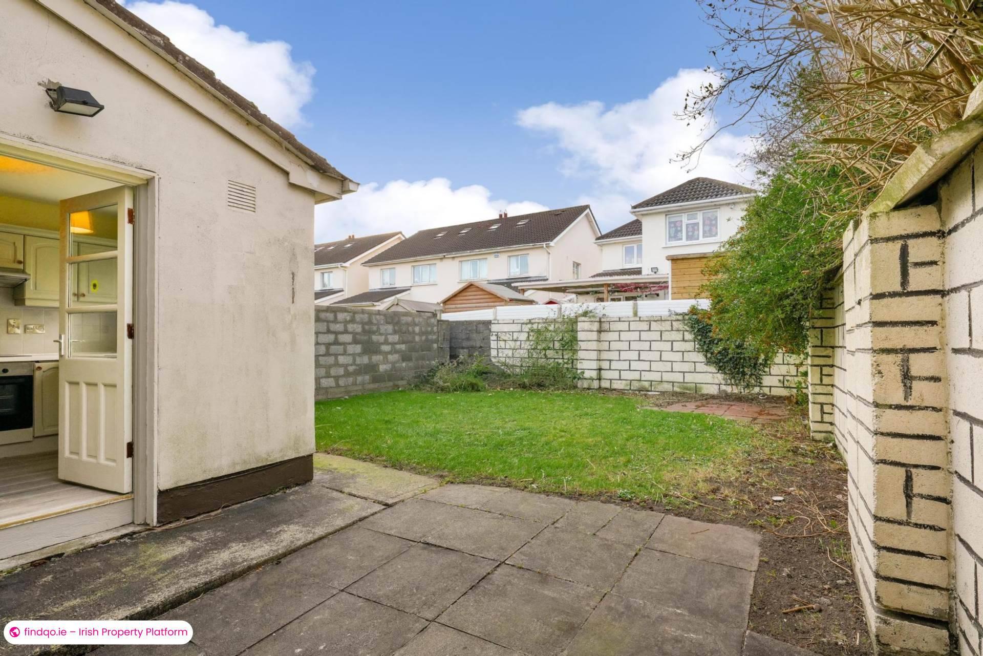 Detached house for Sale in Dublin 14