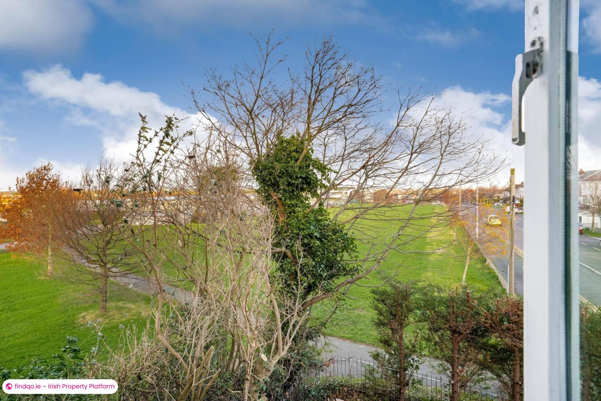 Detached house for Sale in Dublin 14