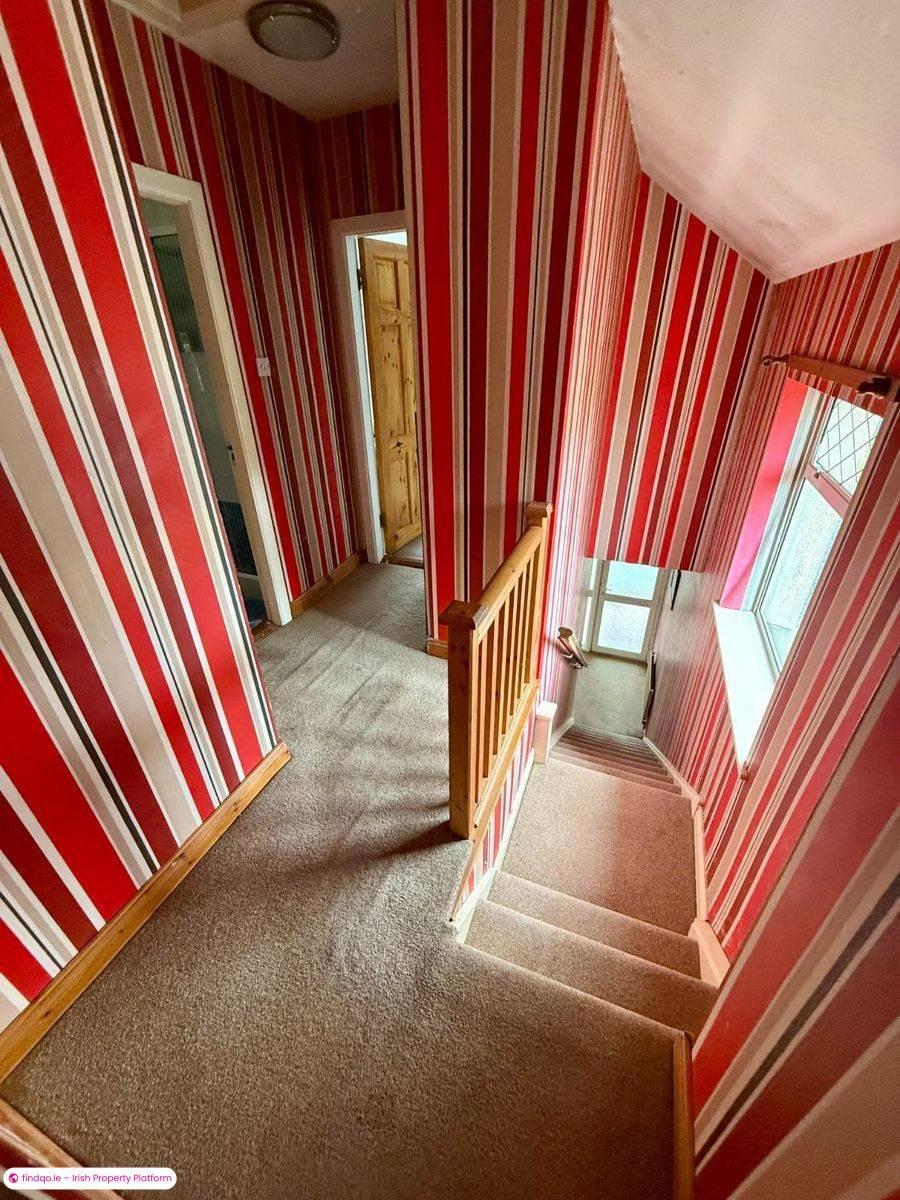 Detached house for Sale in Dring, Longford