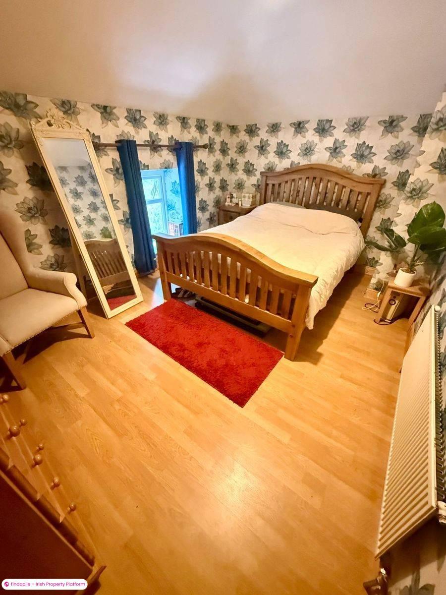 Detached house for Sale in Dring, Longford