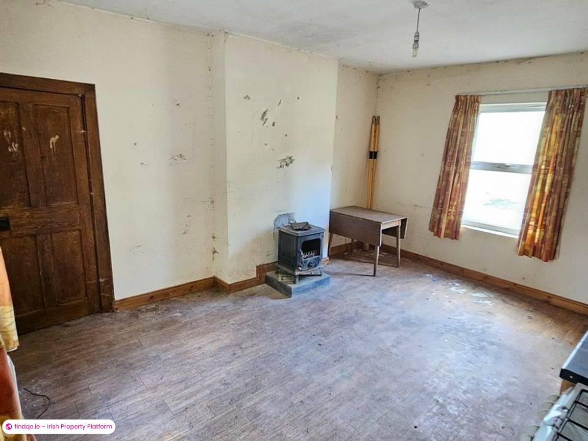 Detached house for Sale in Ballyconnell, Cavan