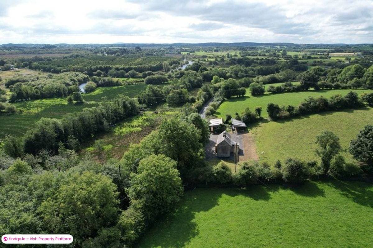 Detached house for Sale in Ballyconnell, Cavan