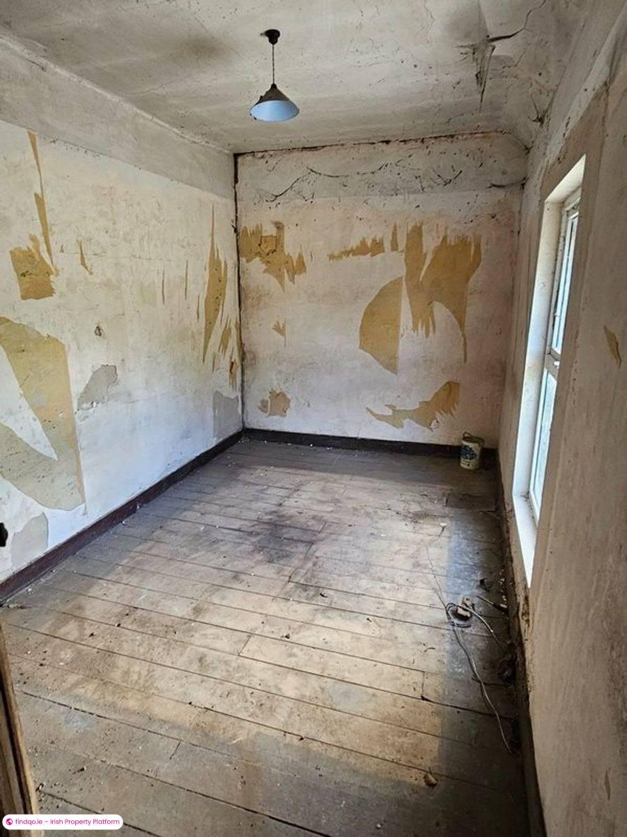 Detached house for Sale in Ballyconnell, Cavan