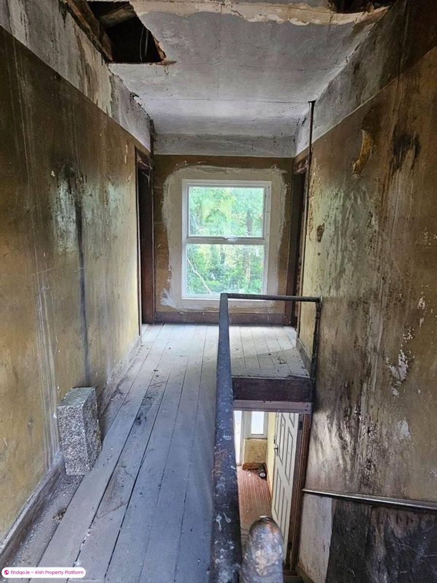 Detached house for Sale in Ballyconnell, Cavan