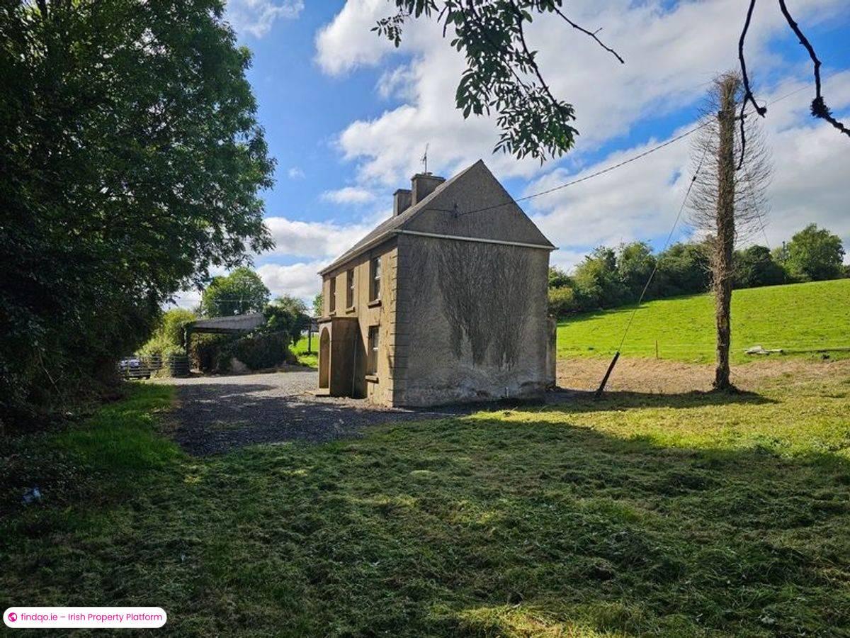 Detached house for Sale in Ballyconnell, Cavan