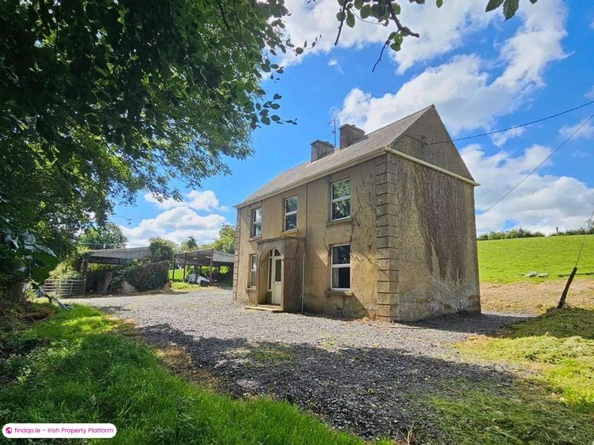 Detached house for Sale in Ballyconnell, Cavan