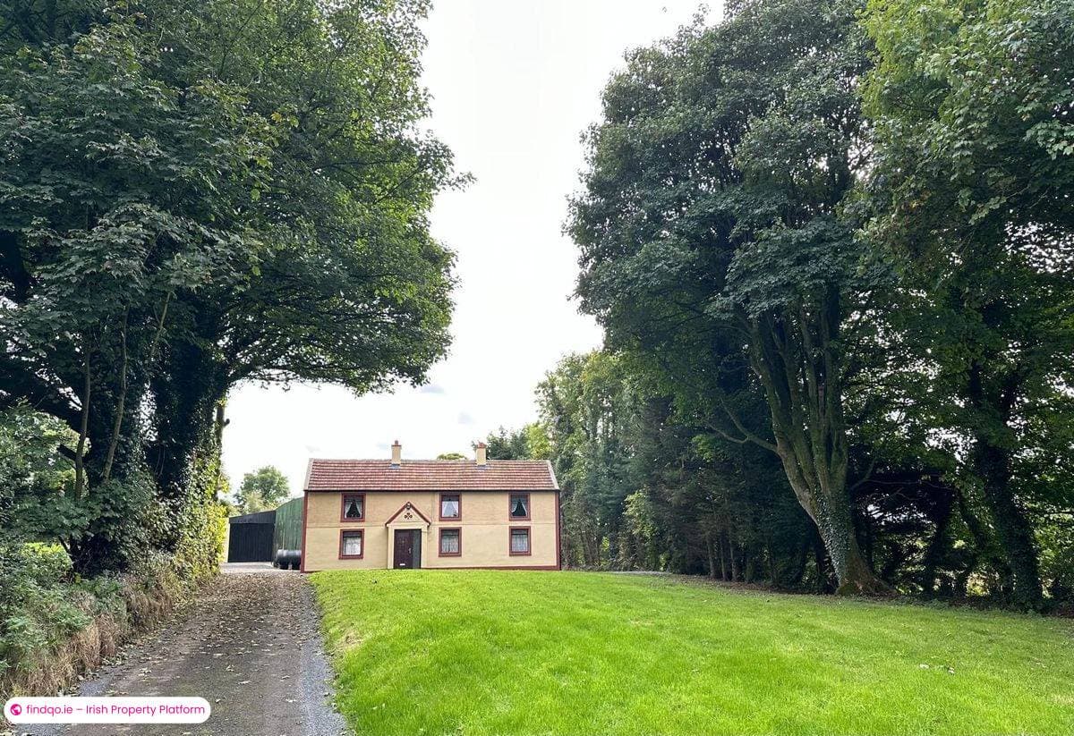 Detached house for Sale in Lavey, Cavan