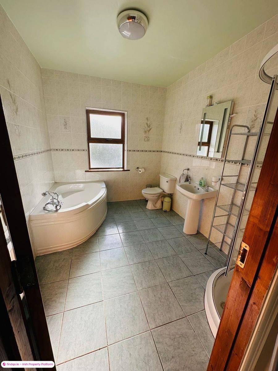 Detached house for Sale in Loughduff, Cavan