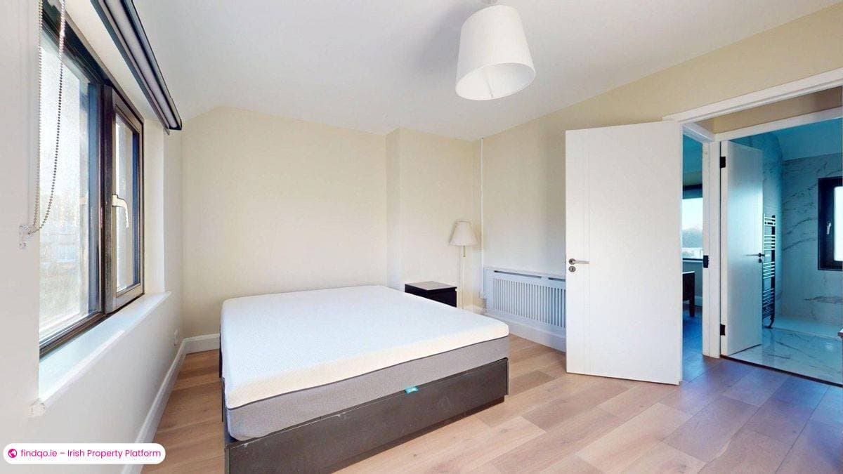 End of terrace house for Sale in Howth, Dublin (County)