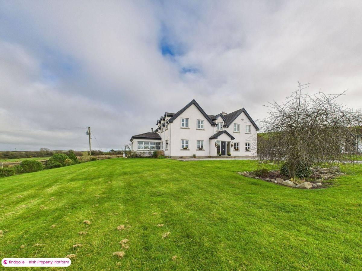 Detached house for Sale in Butlerstown, Waterford