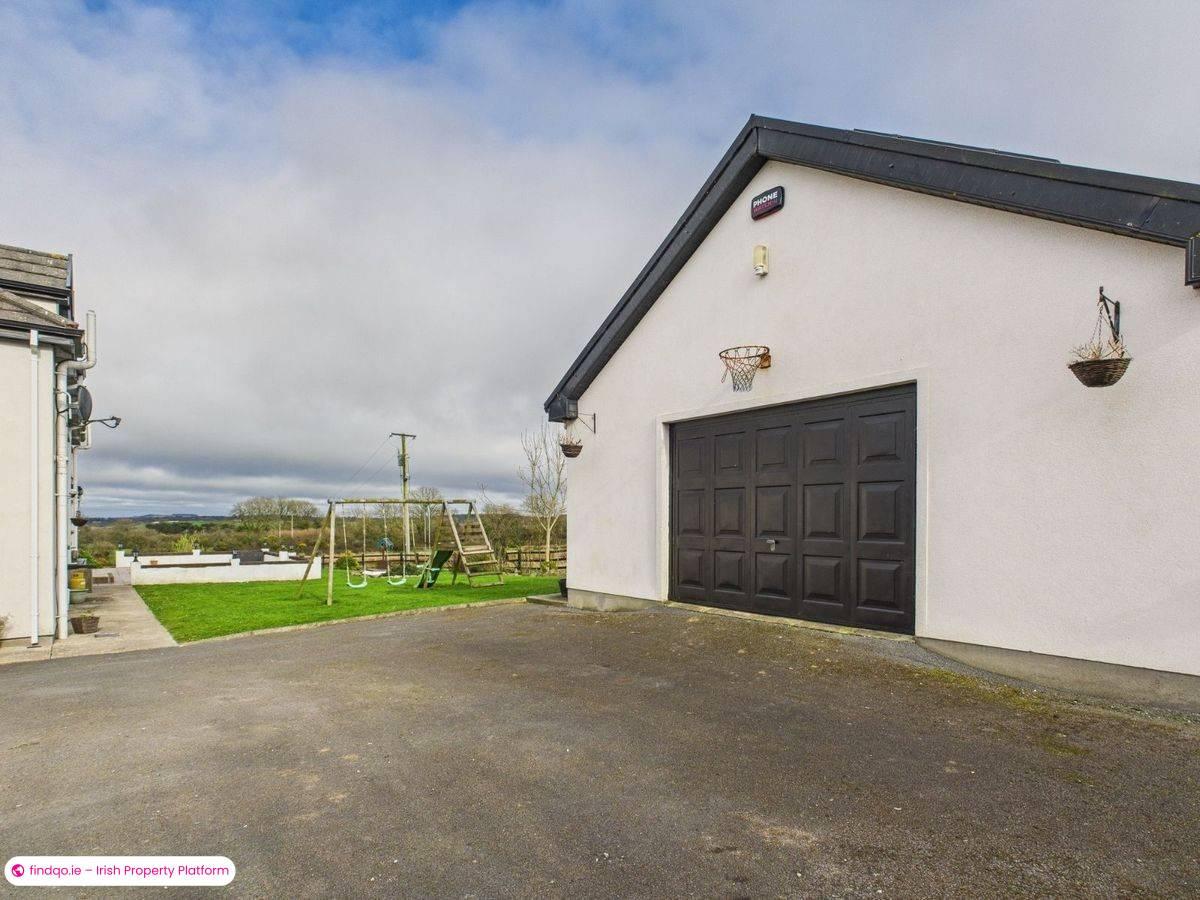 Detached house for Sale in Butlerstown, Waterford