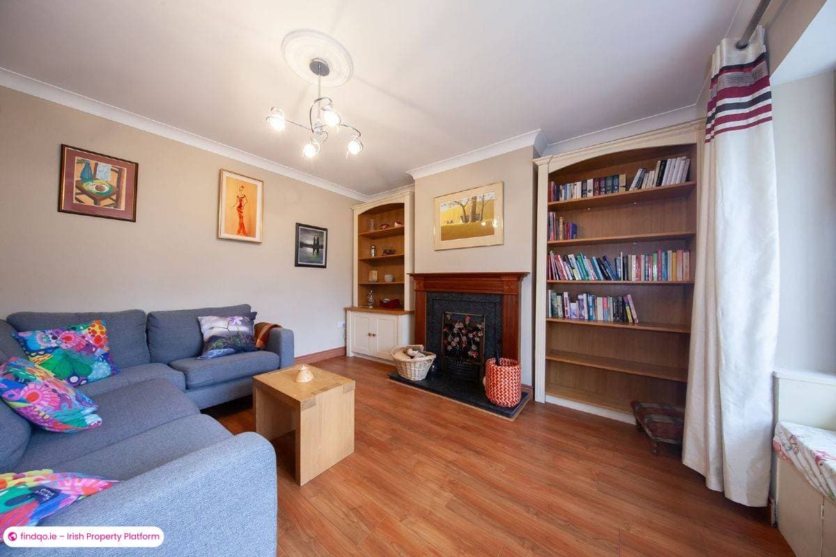 Semi-detached house for Sale in Lucan, Dublin (County)