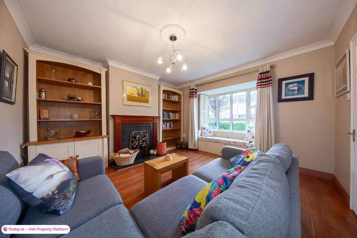 Semi-detached house for Sale in Lucan, Dublin (County)