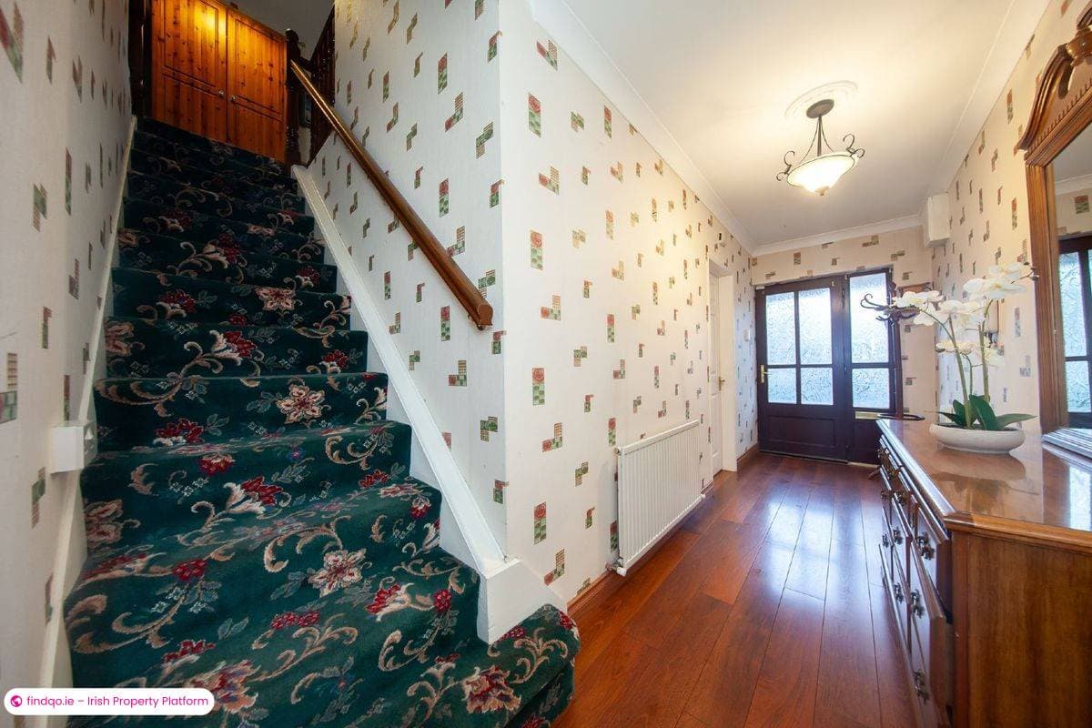 Semi-detached house for Sale in Lucan, Dublin (County)