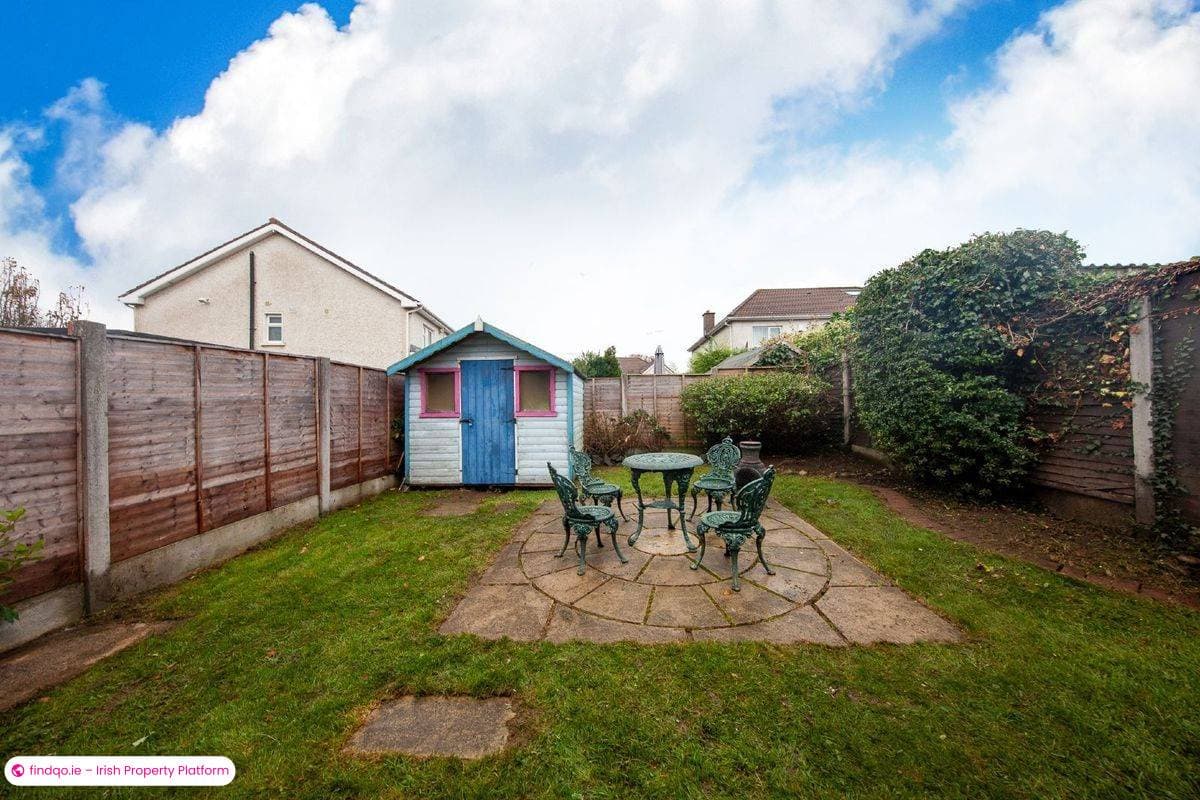 Semi-detached house for Sale in Lucan, Dublin (County)