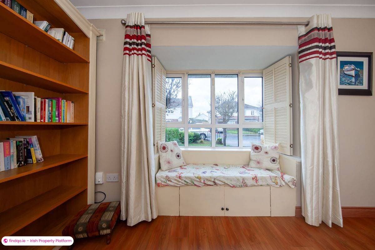 Semi-detached house for Sale in Lucan, Dublin (County)