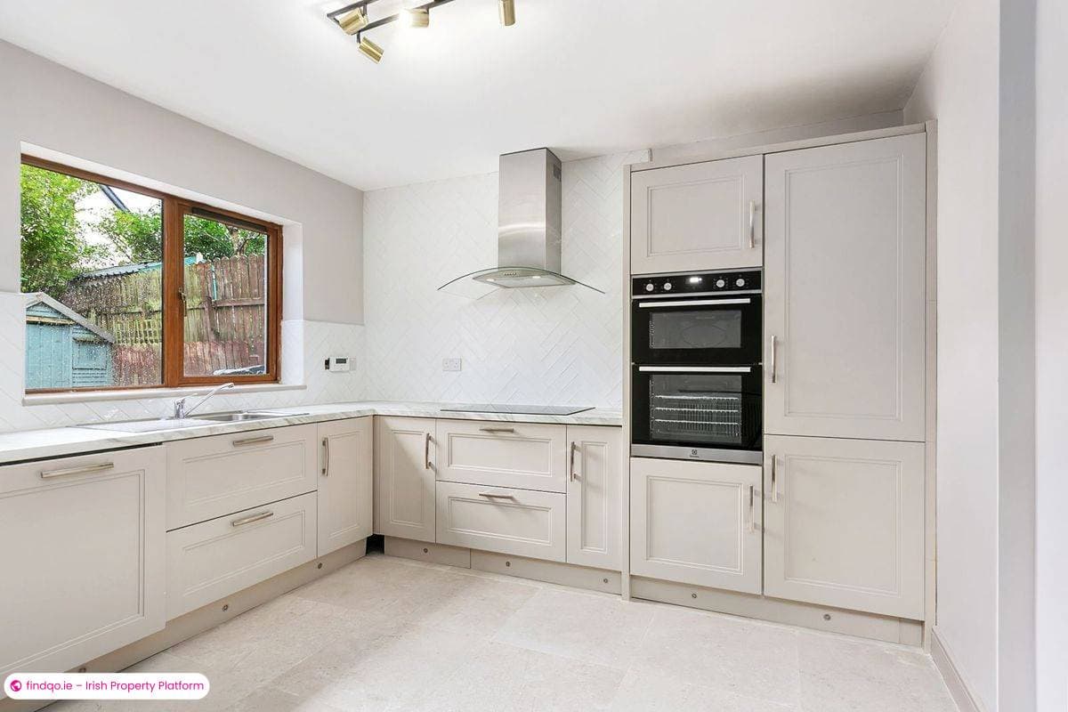 Semi-detached house for Sale in Cavan, Cavan