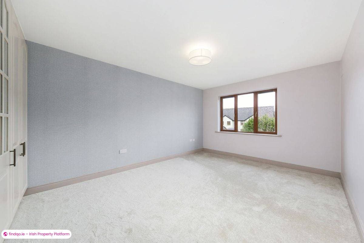 Semi-detached house for Sale in Cavan, Cavan