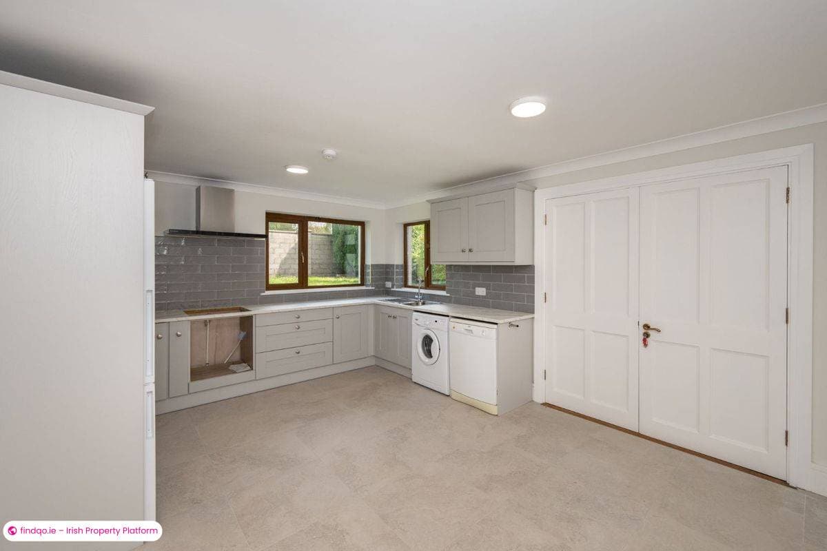 Detached house for Sale in Model Farm Road, Cork