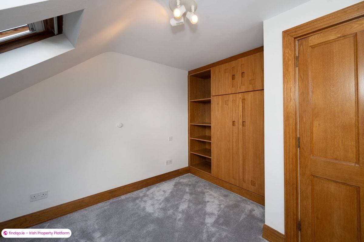 Detached house for Sale in Model Farm Road, Cork