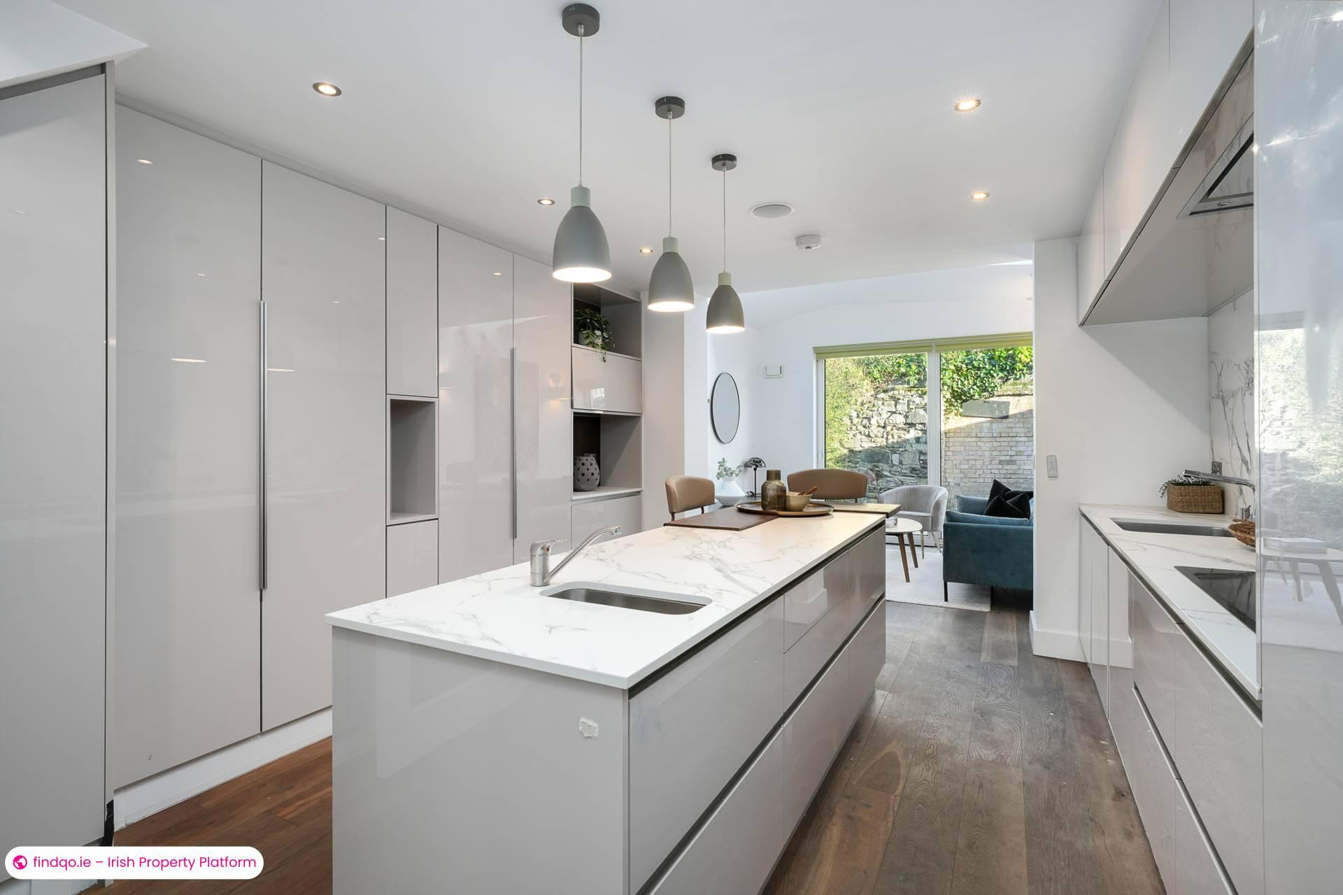 Townhouse for Sale in Ballsbridge, Dublin 4