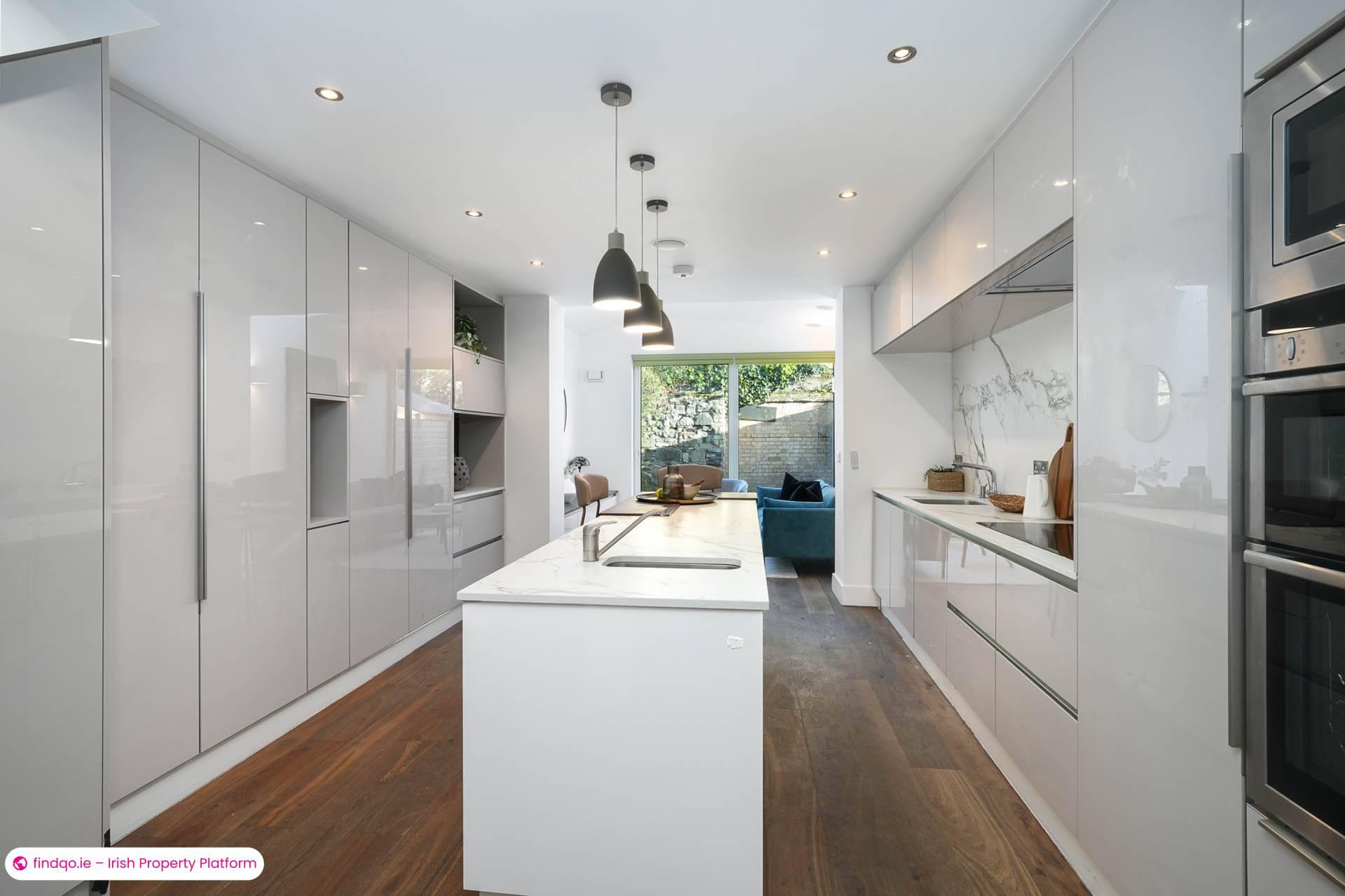 Townhouse for Sale in Ballsbridge, Dublin 4