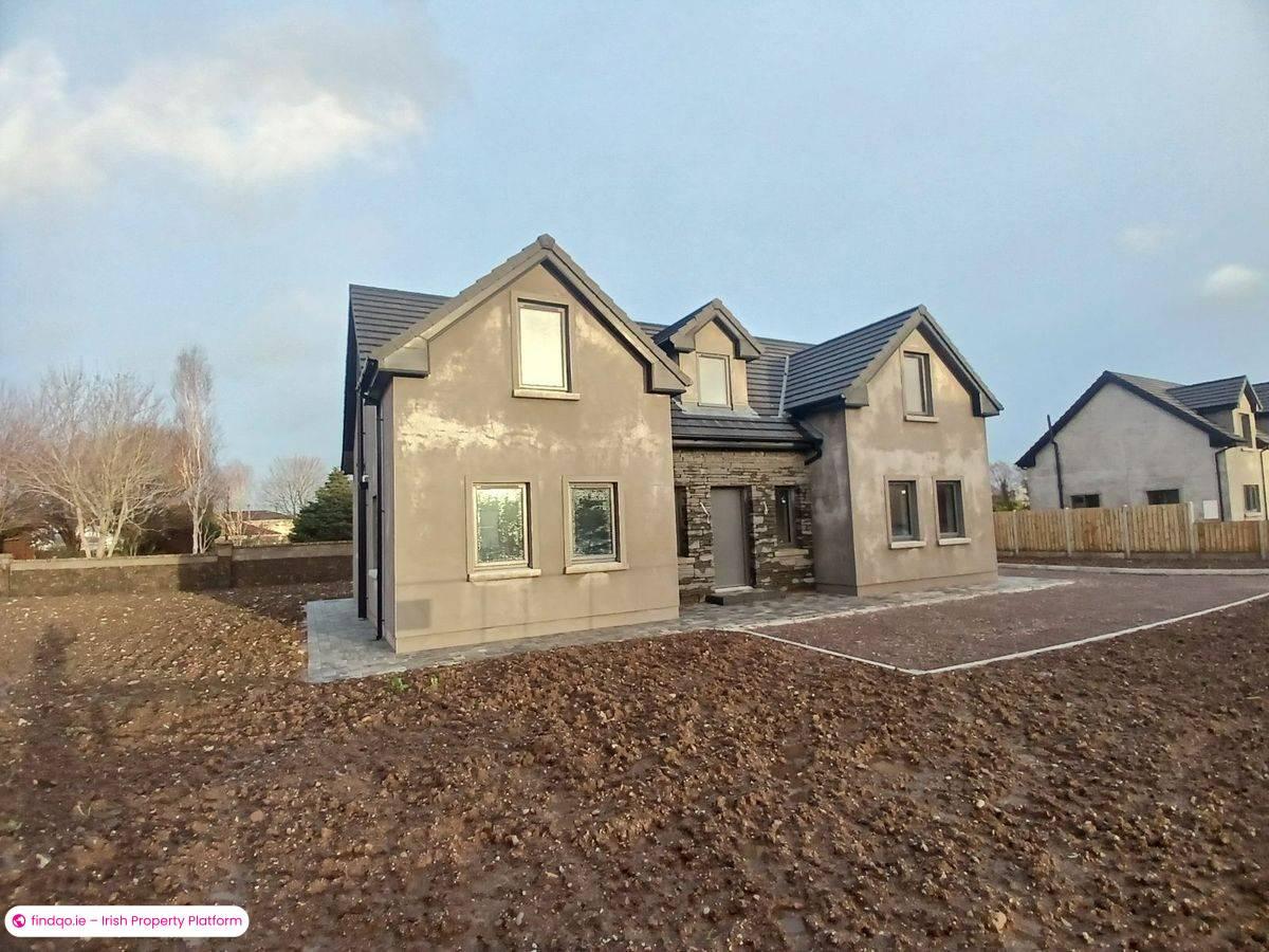 Detached house for Sale in Killorglin, Kerry