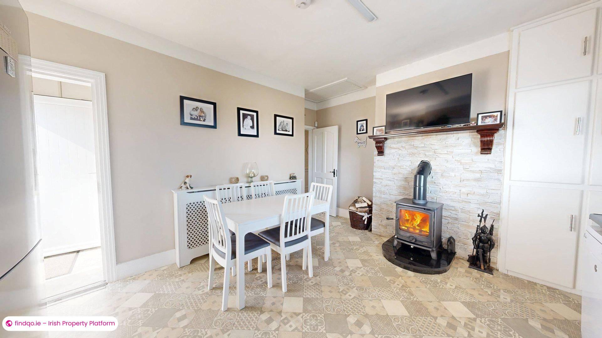 Bungalow for Sale in Ballybrophy, Laois