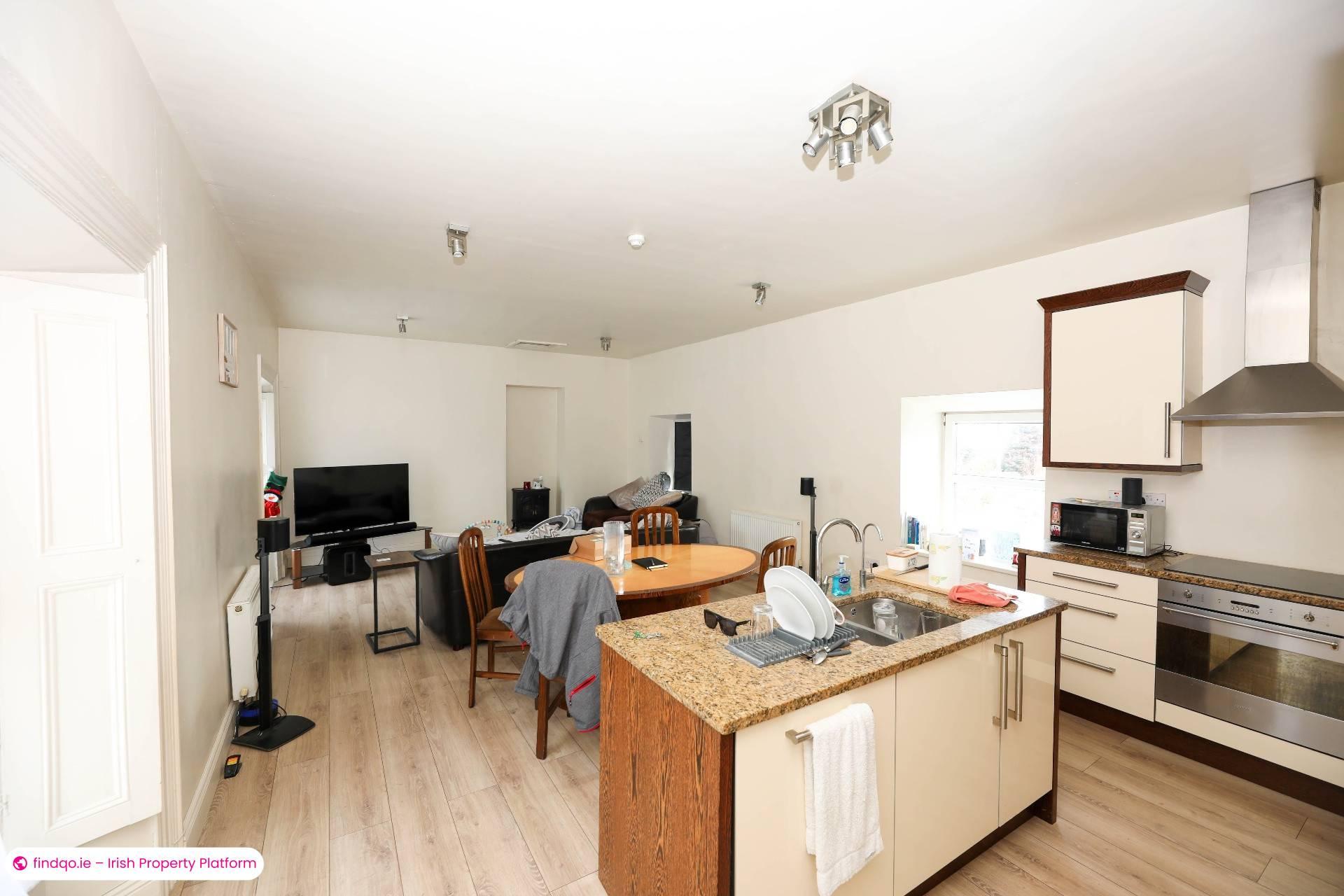 End of terrace house for Sale in Abbeyleix, Laois