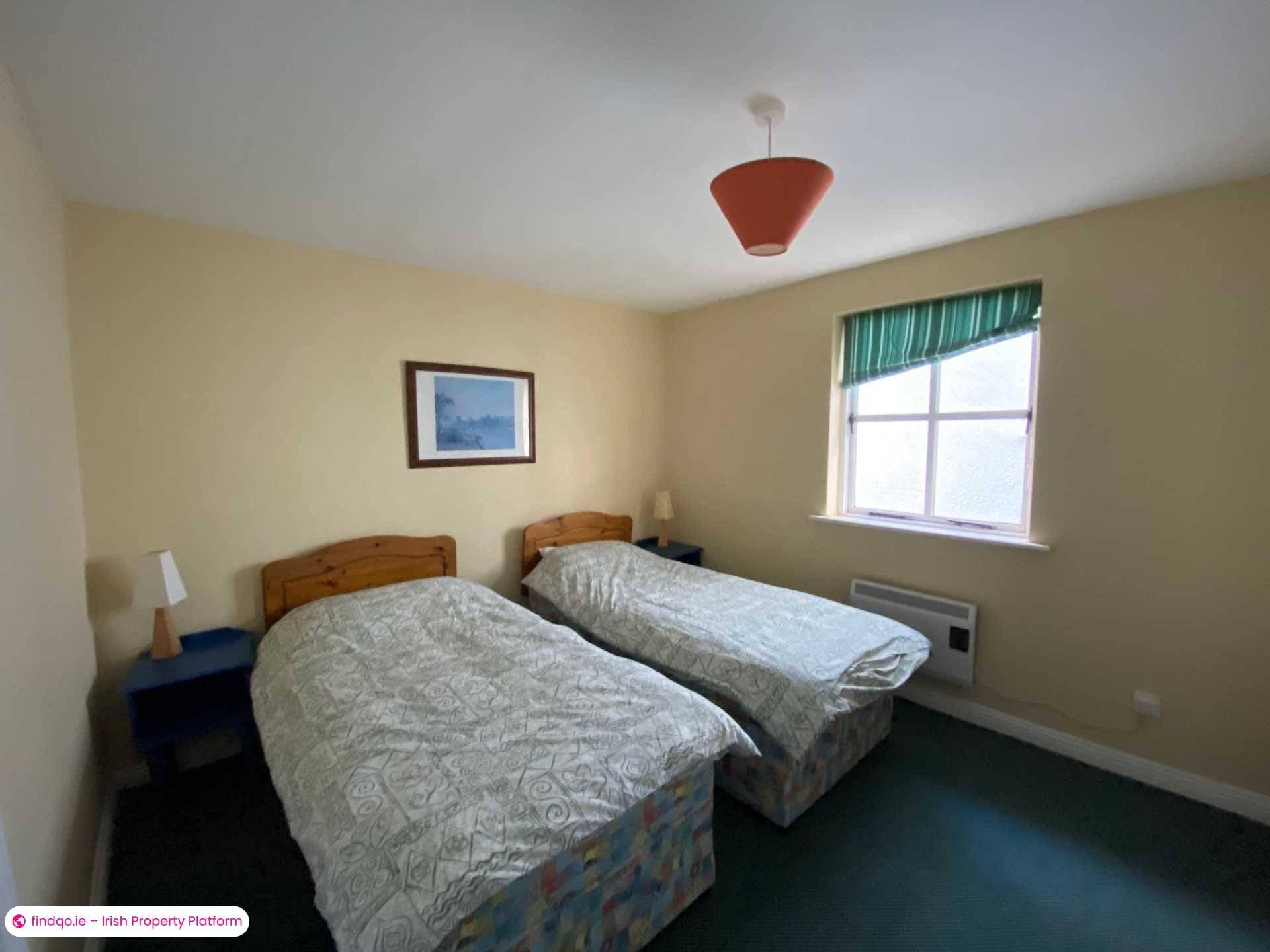 Semi-detached house for Sale in Clifden, Galway