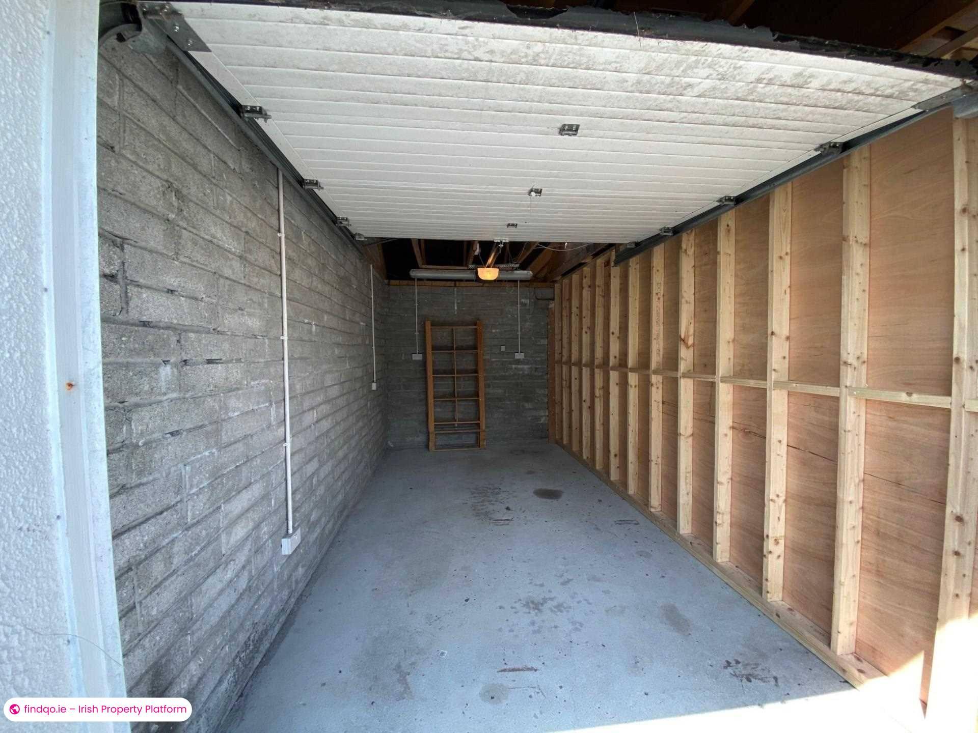 Detached house for Sale in Oughterard, Galway