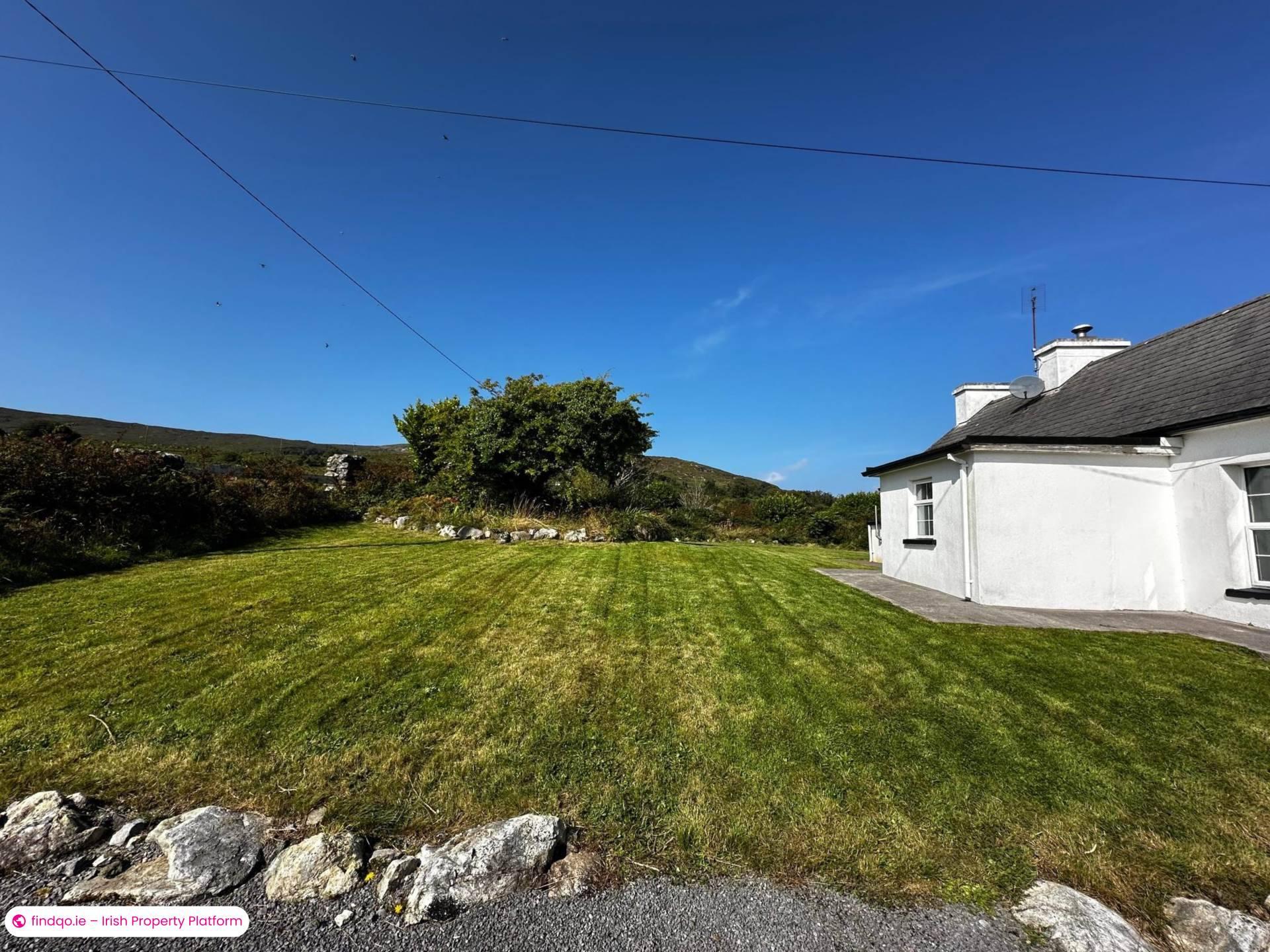 Detached house for Sale in Oughterard, Galway