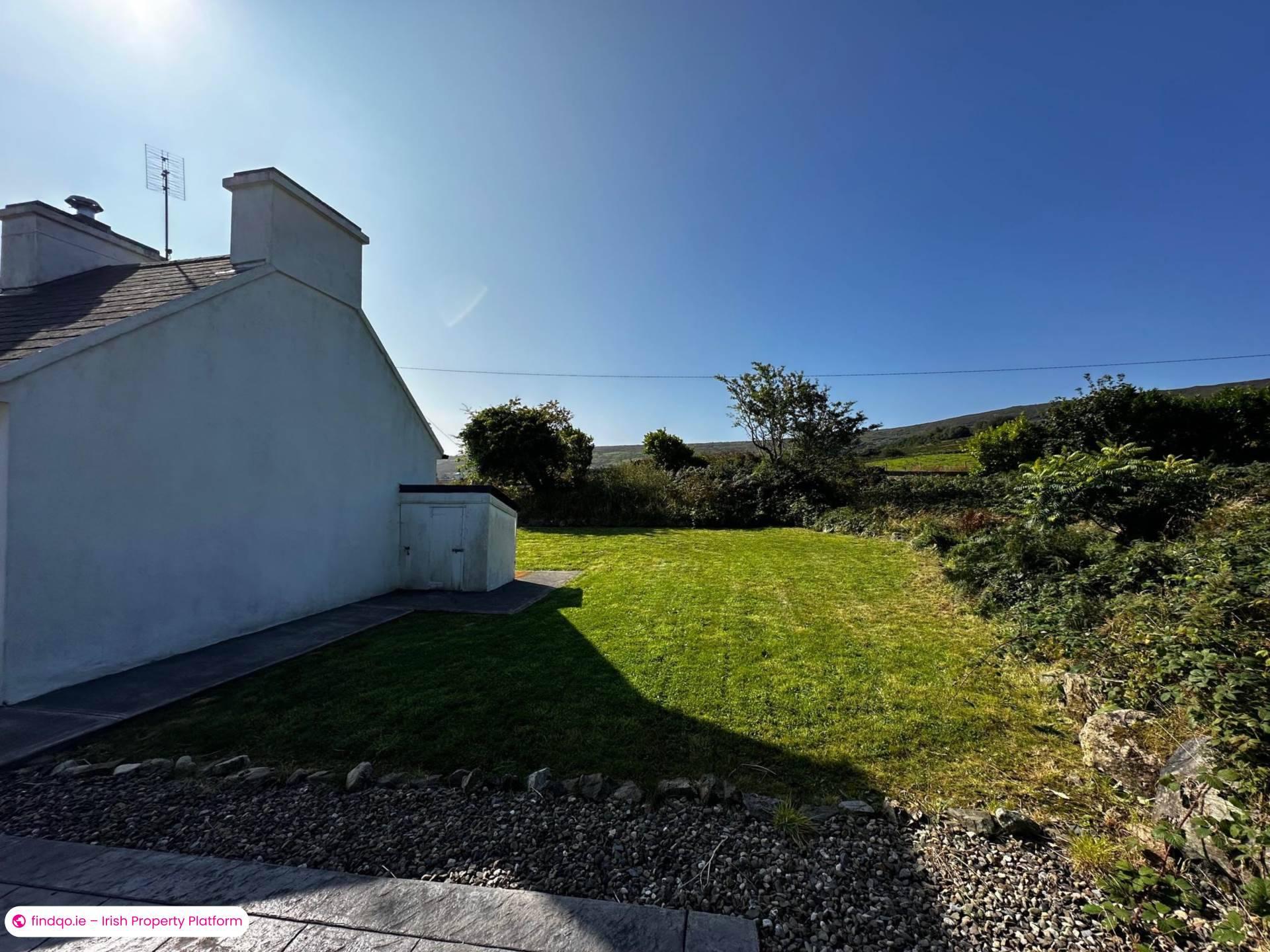 Detached house for Sale in Oughterard, Galway