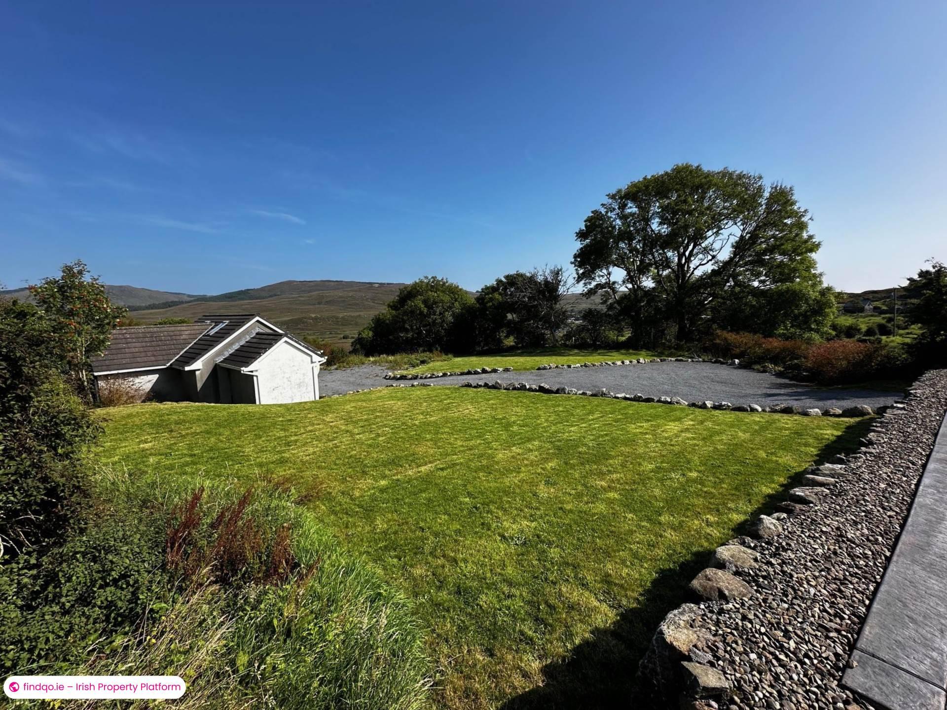 Detached house for Sale in Oughterard, Galway