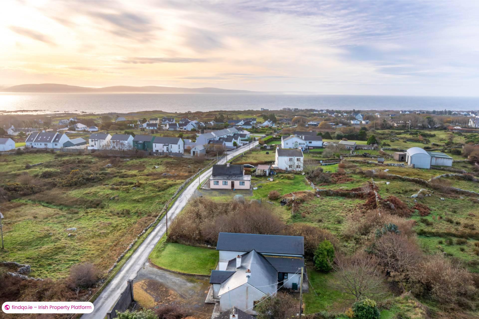Detached house for Sale in Inverin, Galway