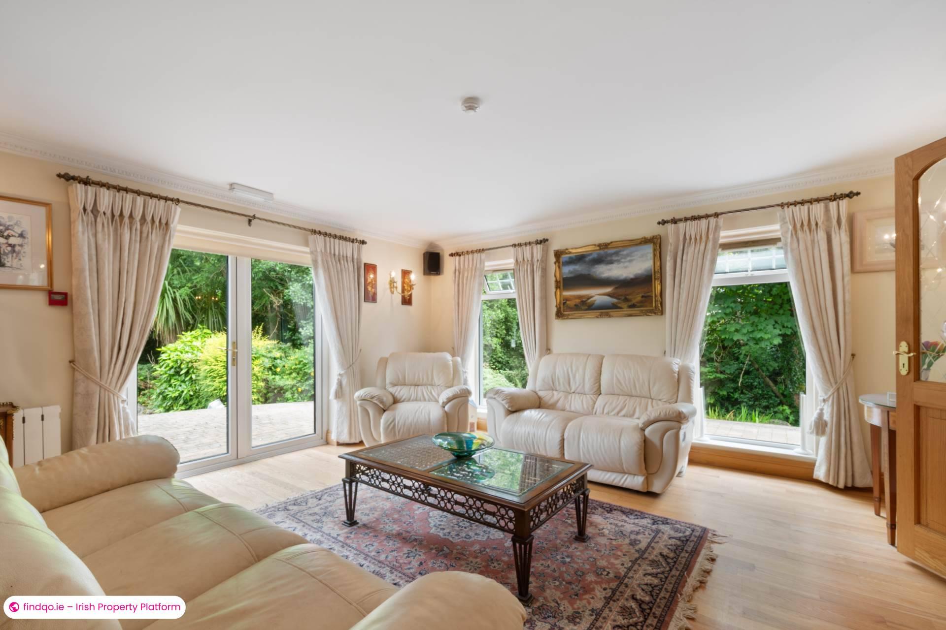 Detached house for Sale in Oughterard, Galway, H91 W83H