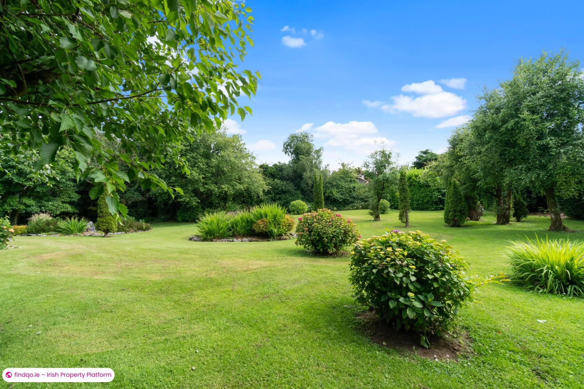 Detached house for Sale in Oughterard, Galway, H91 W83H