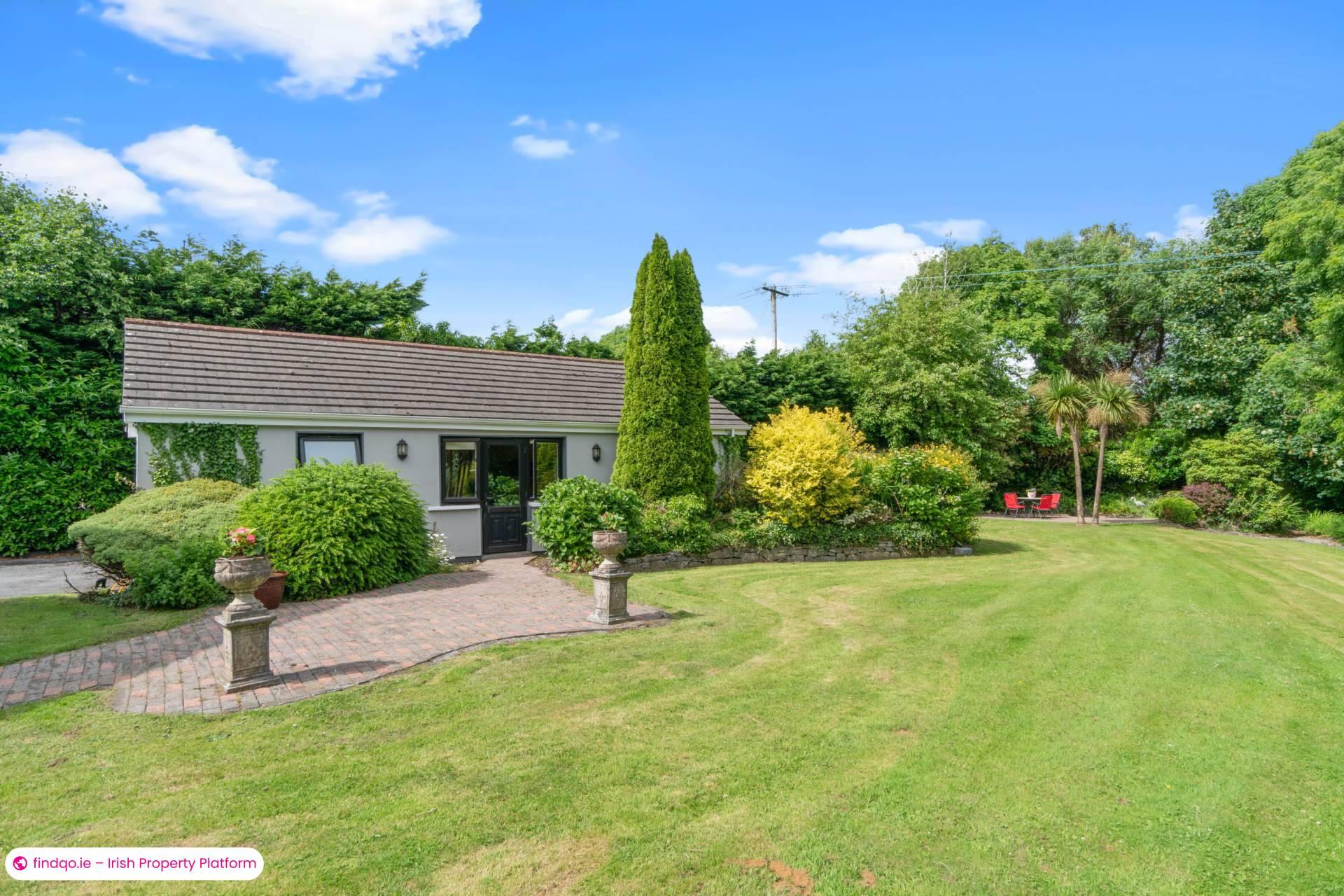 Detached house for Sale in Oughterard, Galway, H91 W83H