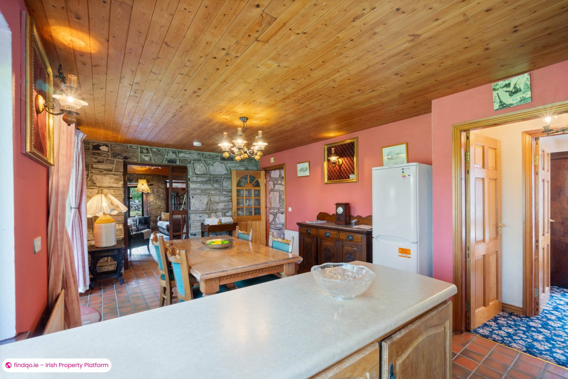 Detached house for Sale in Oughterard, Galway, H91 RFY9