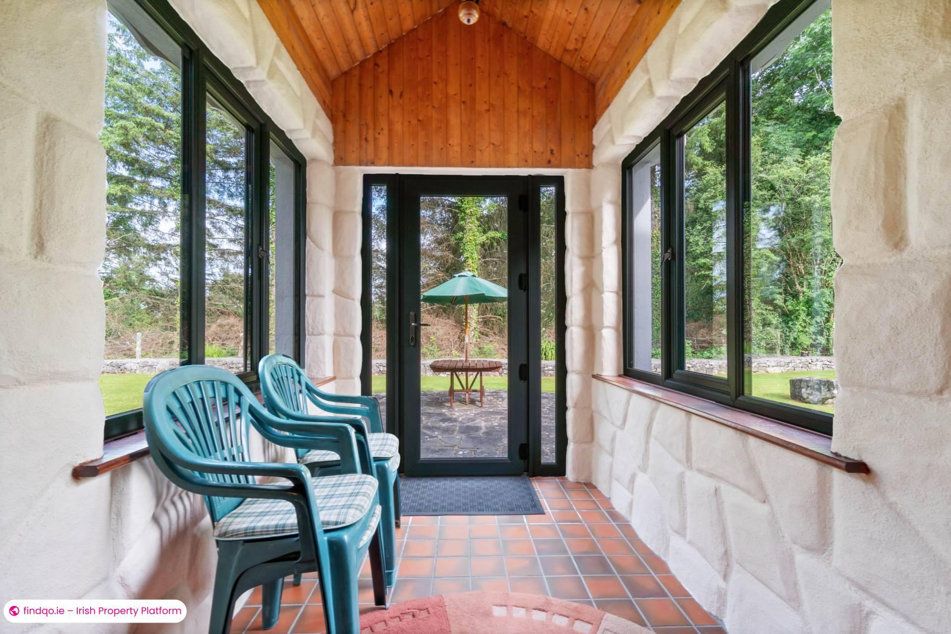 Detached house for Sale in Oughterard, Galway, H91 RFY9