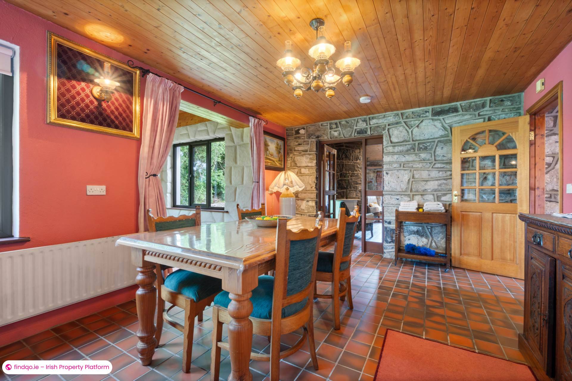 Detached house for Sale in Oughterard, Galway, H91 RFY9