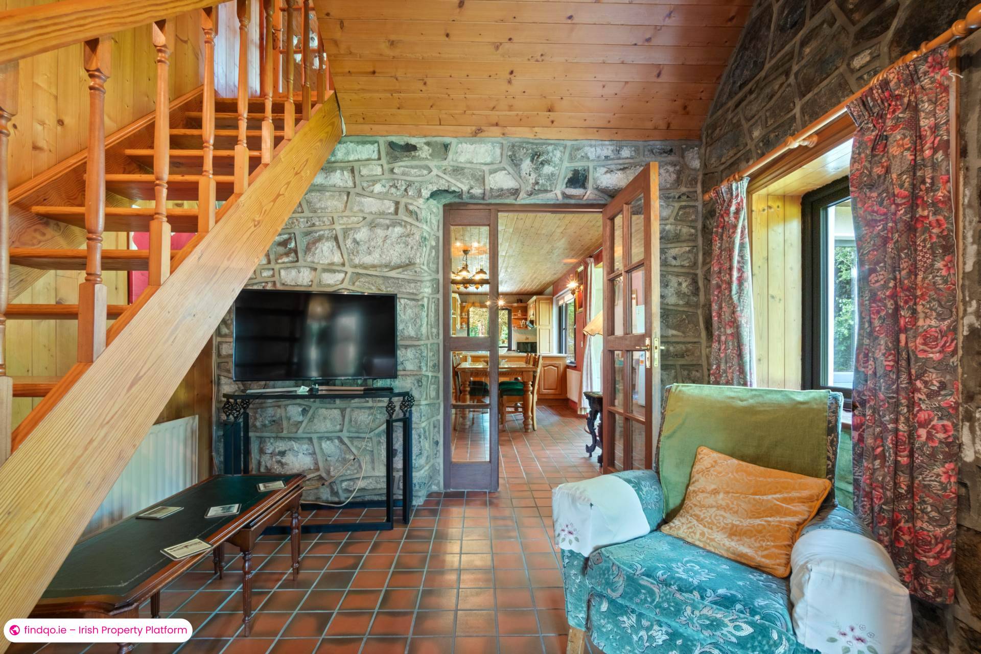 Detached house for Sale in Oughterard, Galway, H91 RFY9